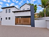  of property in Magalieskruin