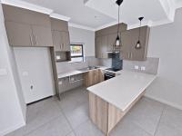 of property in Magalieskruin