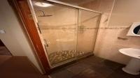 Bathroom 1 of property in Grimbeek Park