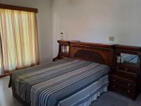  of property in Glenvista