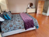  of property in Glenvista