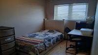 Bed Room 2 of property in Parow Central