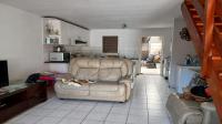 Lounges of property in Parow Central