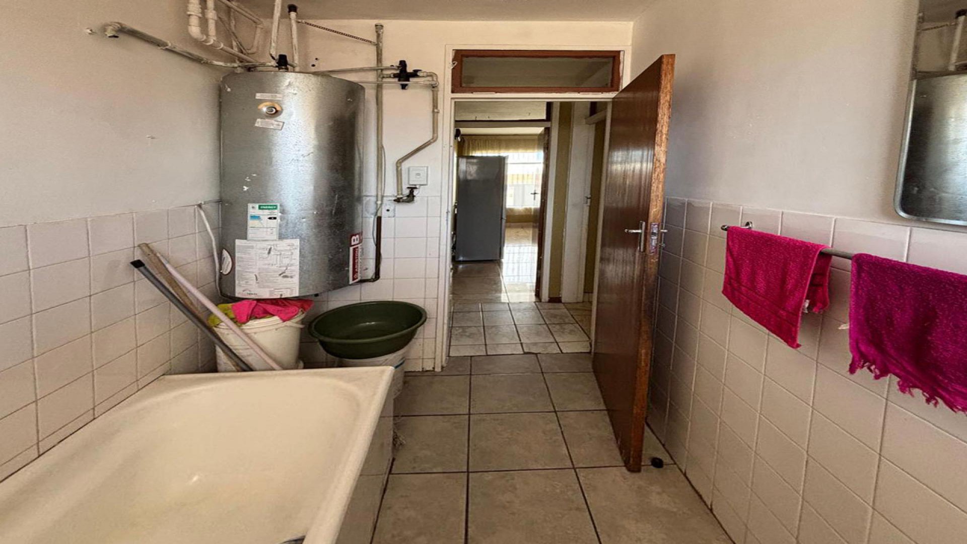 Main Bathroom - 6 square meters of property in Vanderbijlpark