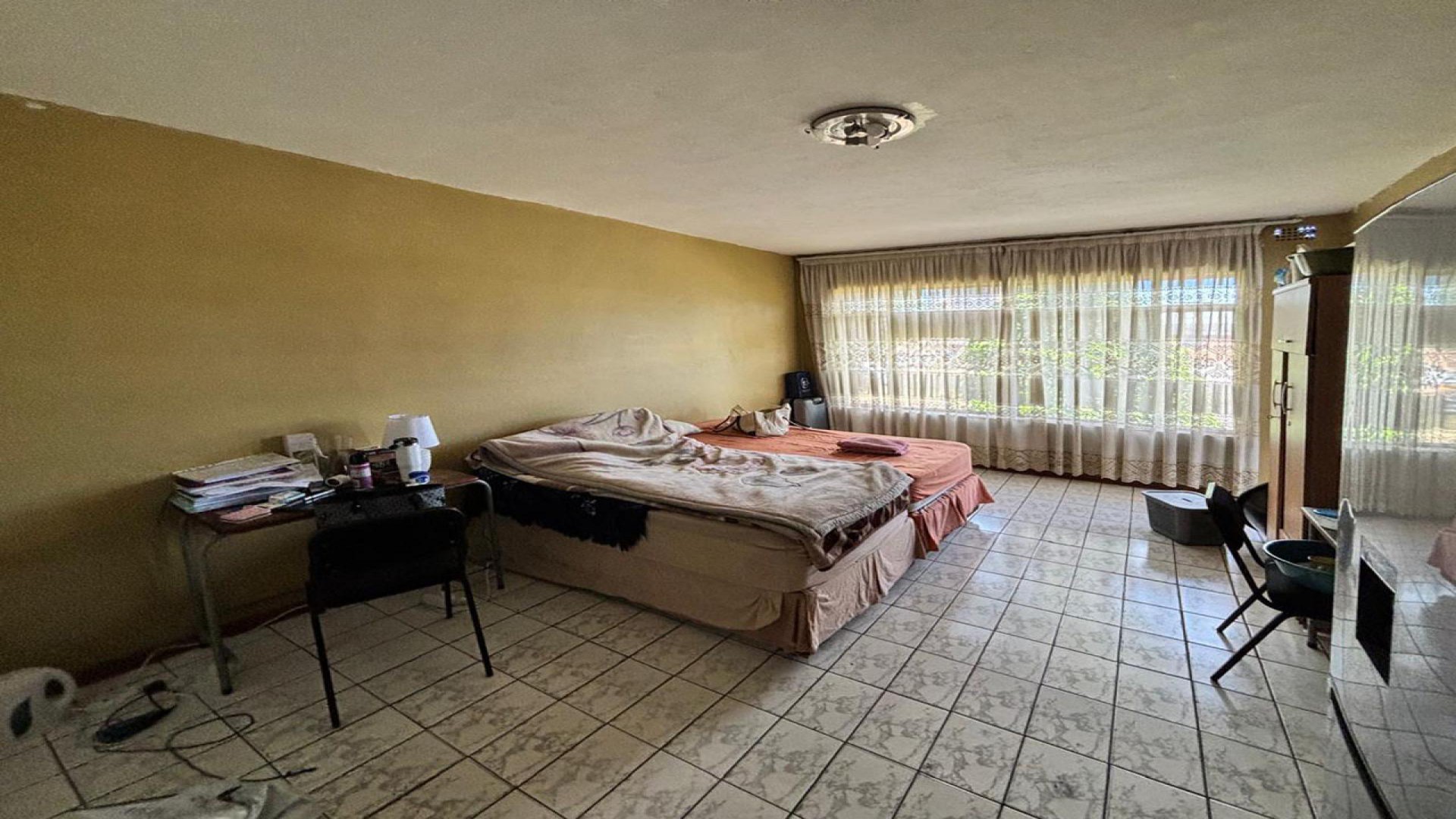 Main Bedroom - 26 square meters of property in Vanderbijlpark