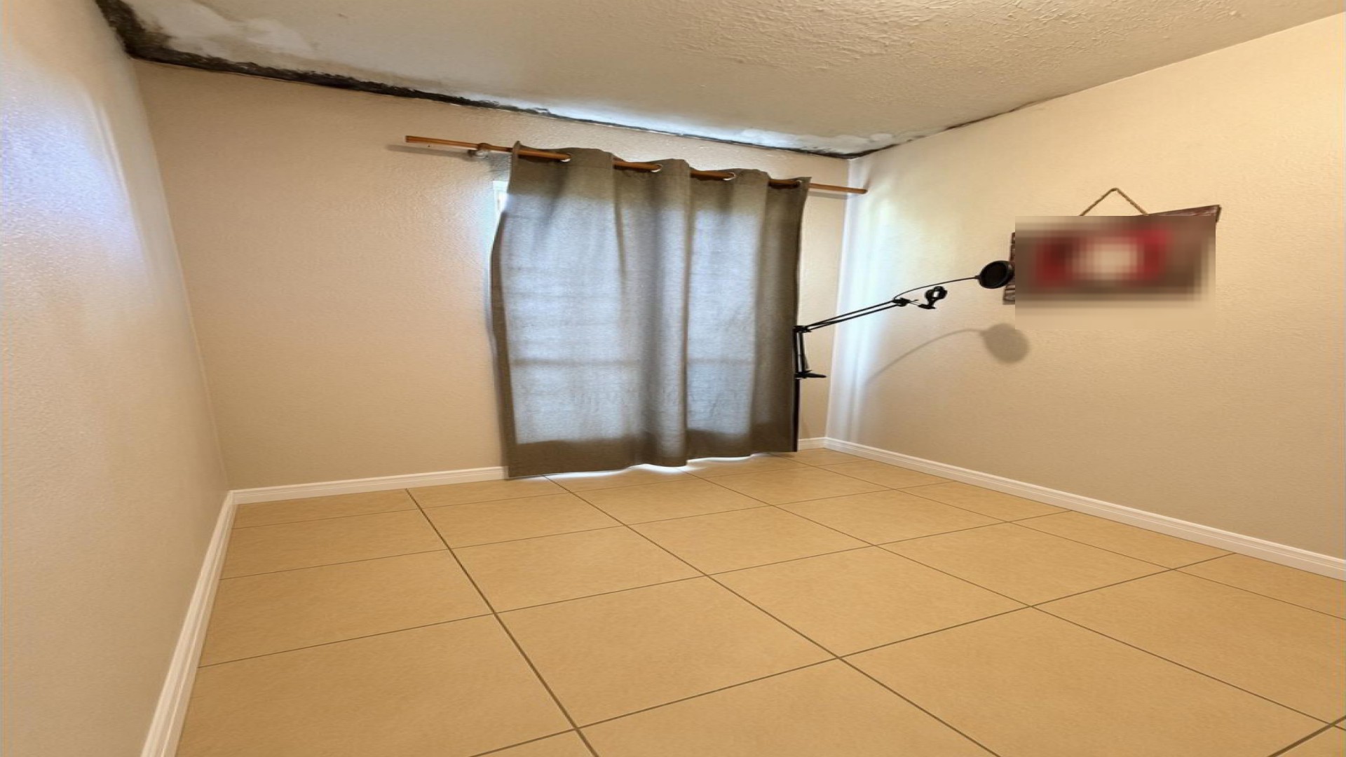 Bed Room 2 of property in Douglasdale