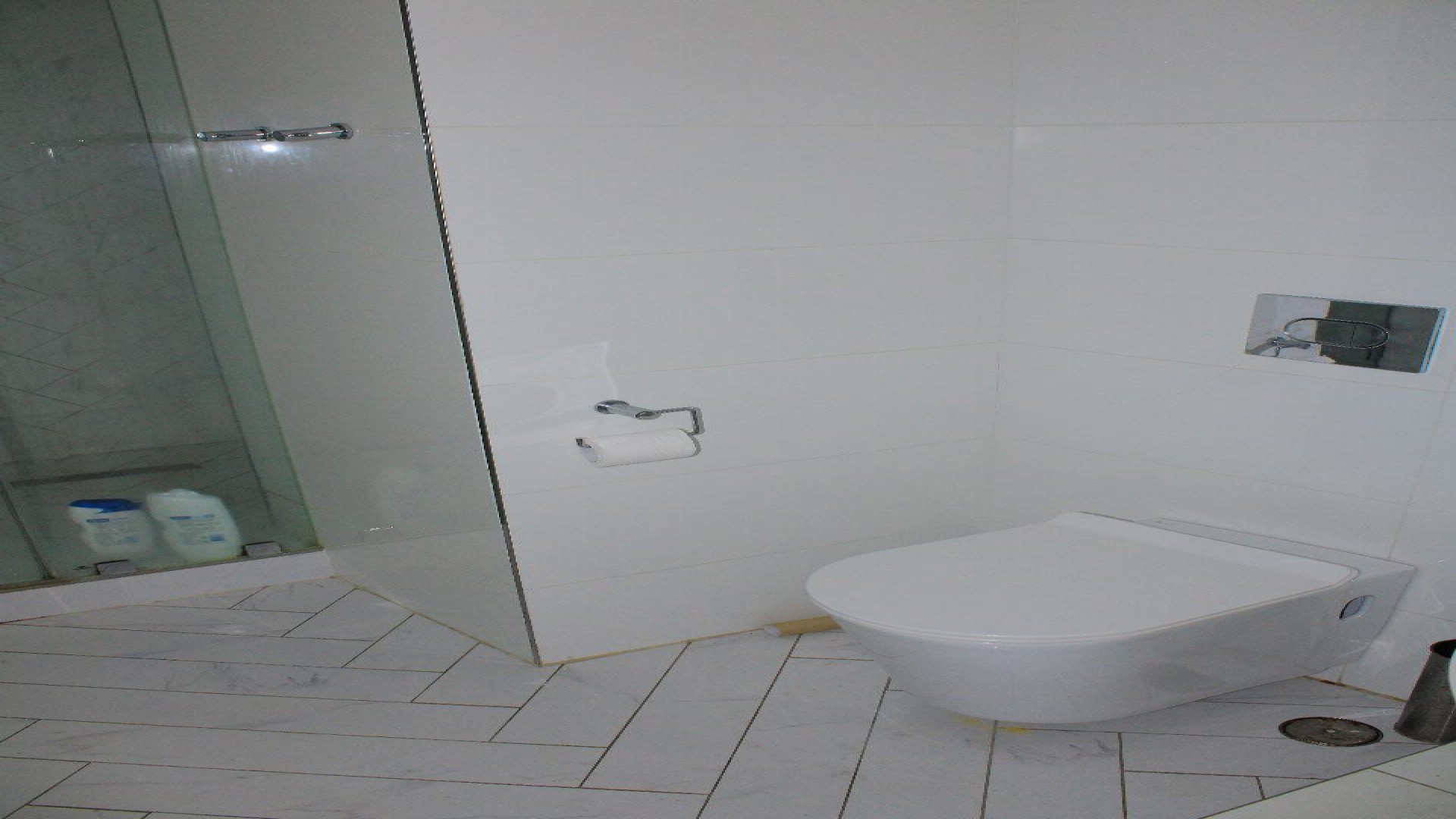 Bathroom 1 of property in Durban Central