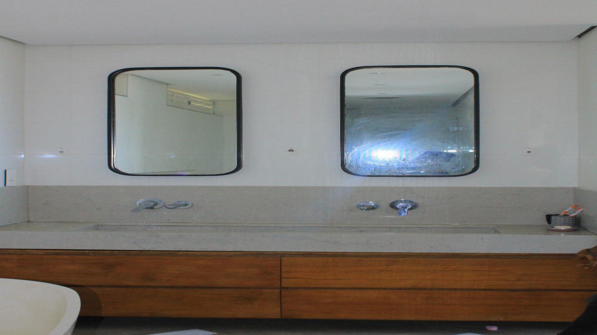 Bathroom 1 of property in Durban Central