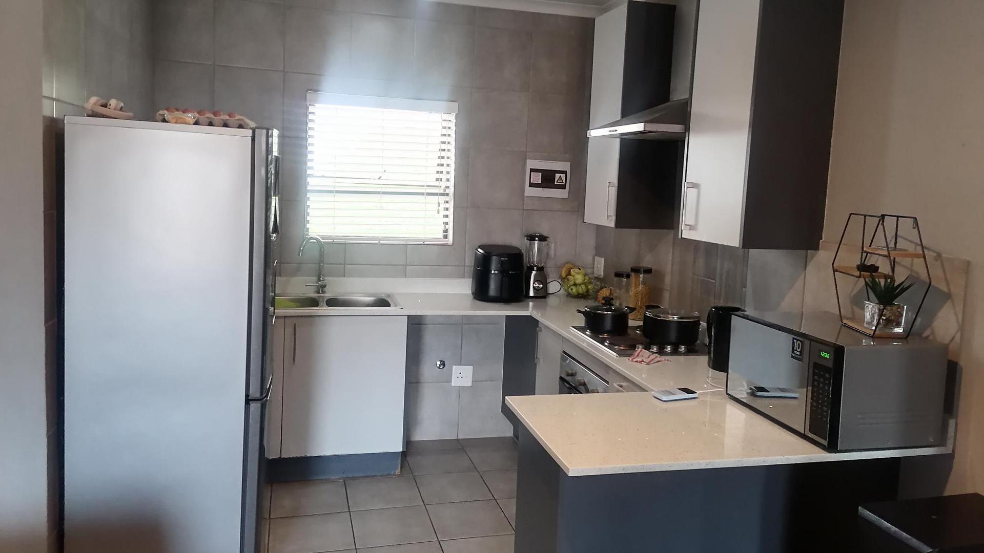 Kitchen of property in Witpoortjie
