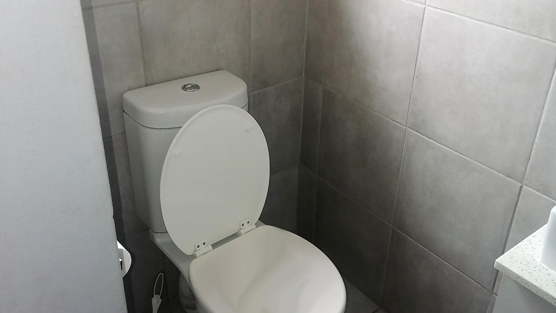 Main Bathroom of property in Witpoortjie