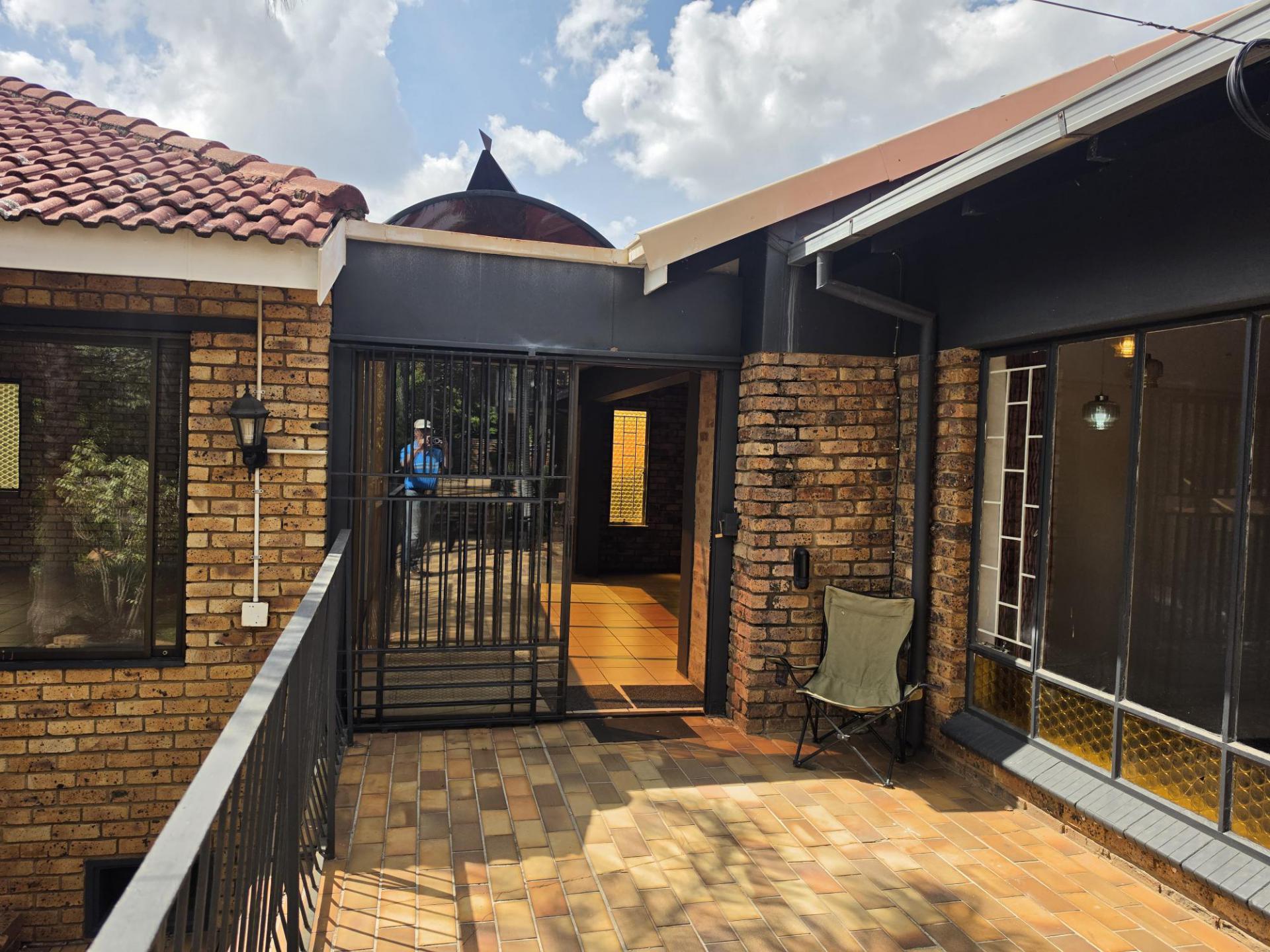  of property in Val de Grace