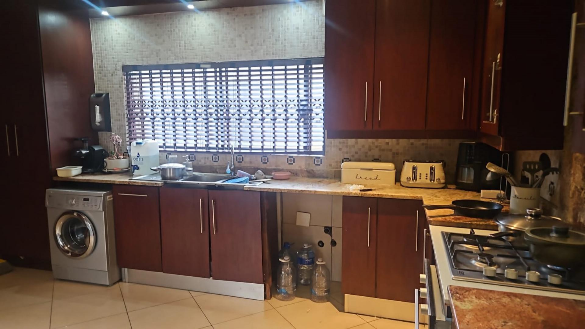 Kitchen of property in Bloubosrand