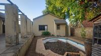 Swimming Pool of property in Bloubosrand