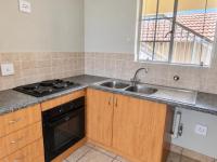  of property in Kosmosdal