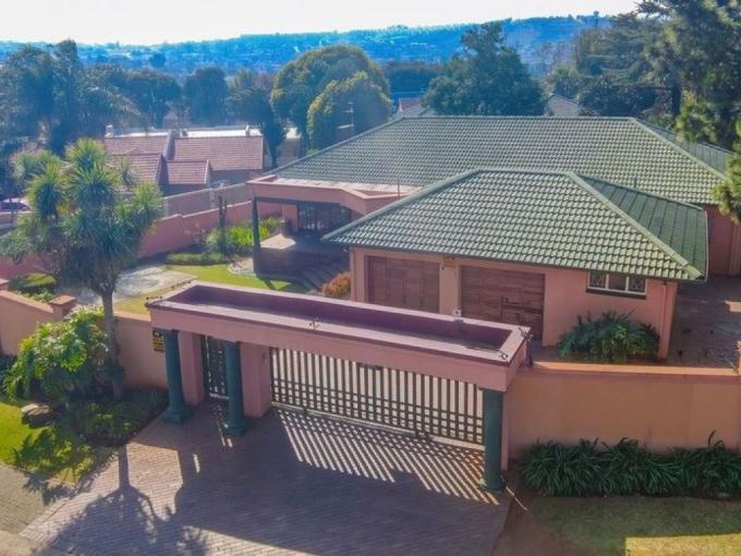 4 Bedroom House for Sale For Sale in Glenvista - MR723912