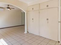  of property in Glenvista