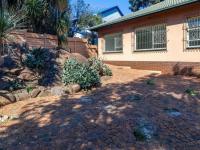  of property in Glenvista