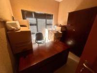  of property in Glenvista