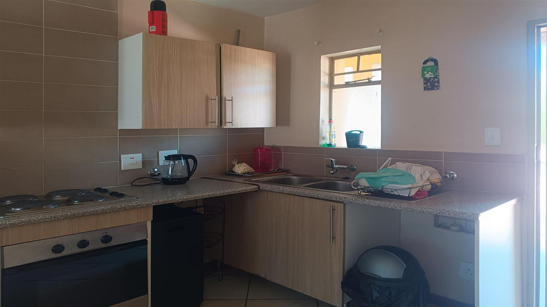Kitchen - 6 square meters of property in Monavoni