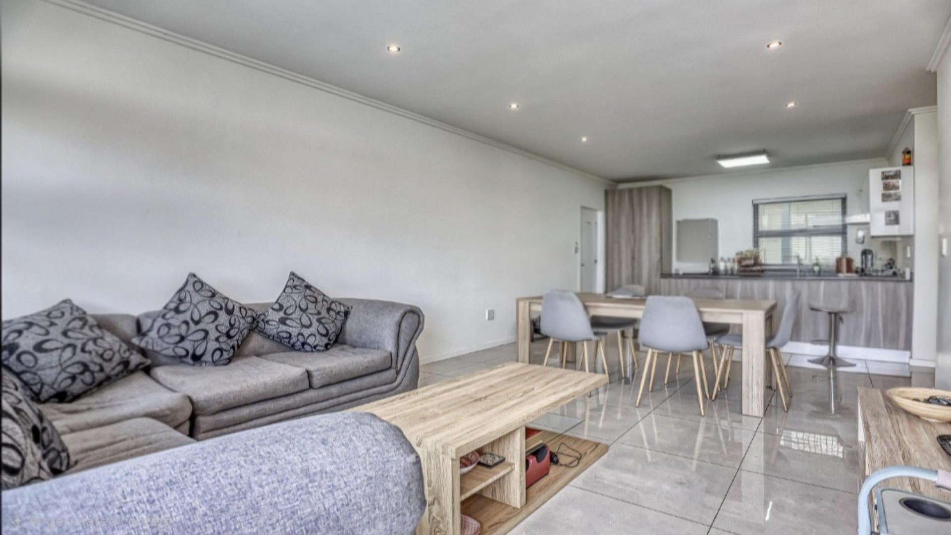 Lounges of property in Edenburg - Jhb