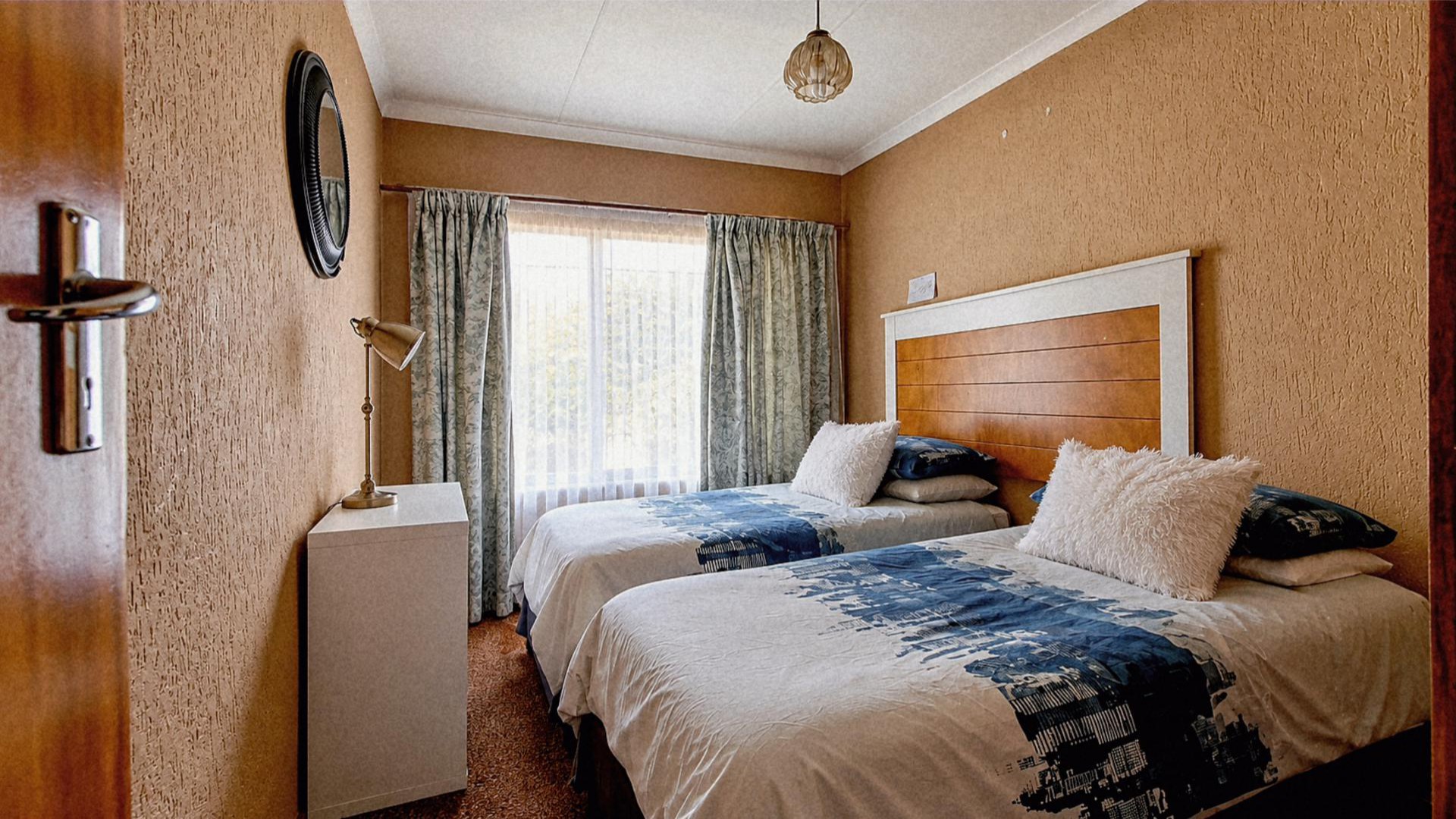 Bed Room 2 of property in Three Rivers