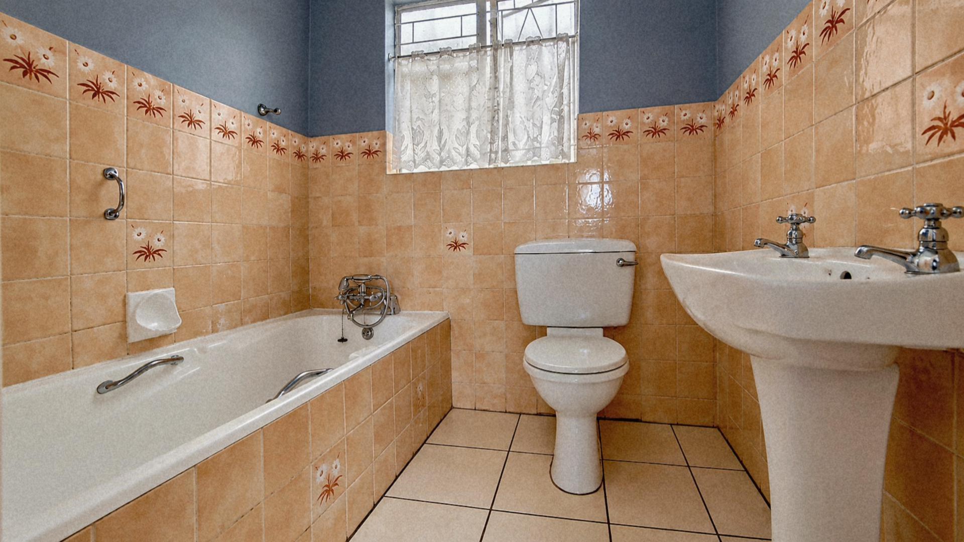 Bathroom 1 of property in Three Rivers