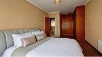 Bed Room 1 of property in Three Rivers