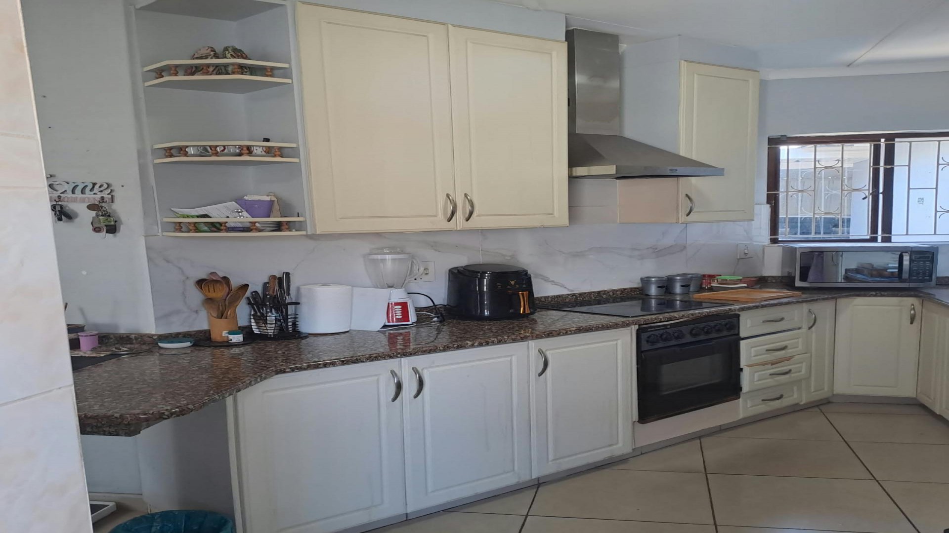 Kitchen of property in Brackenham