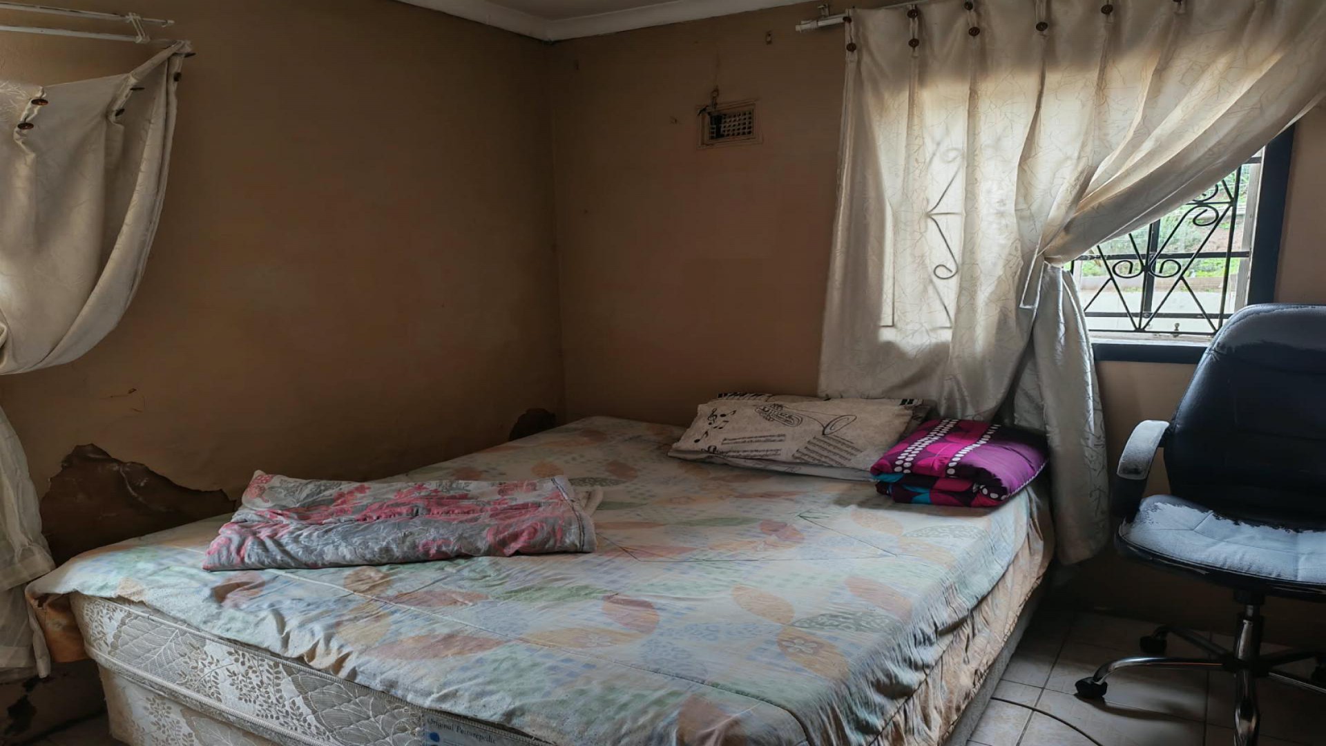 Bed Room 2 of property in Verulam 