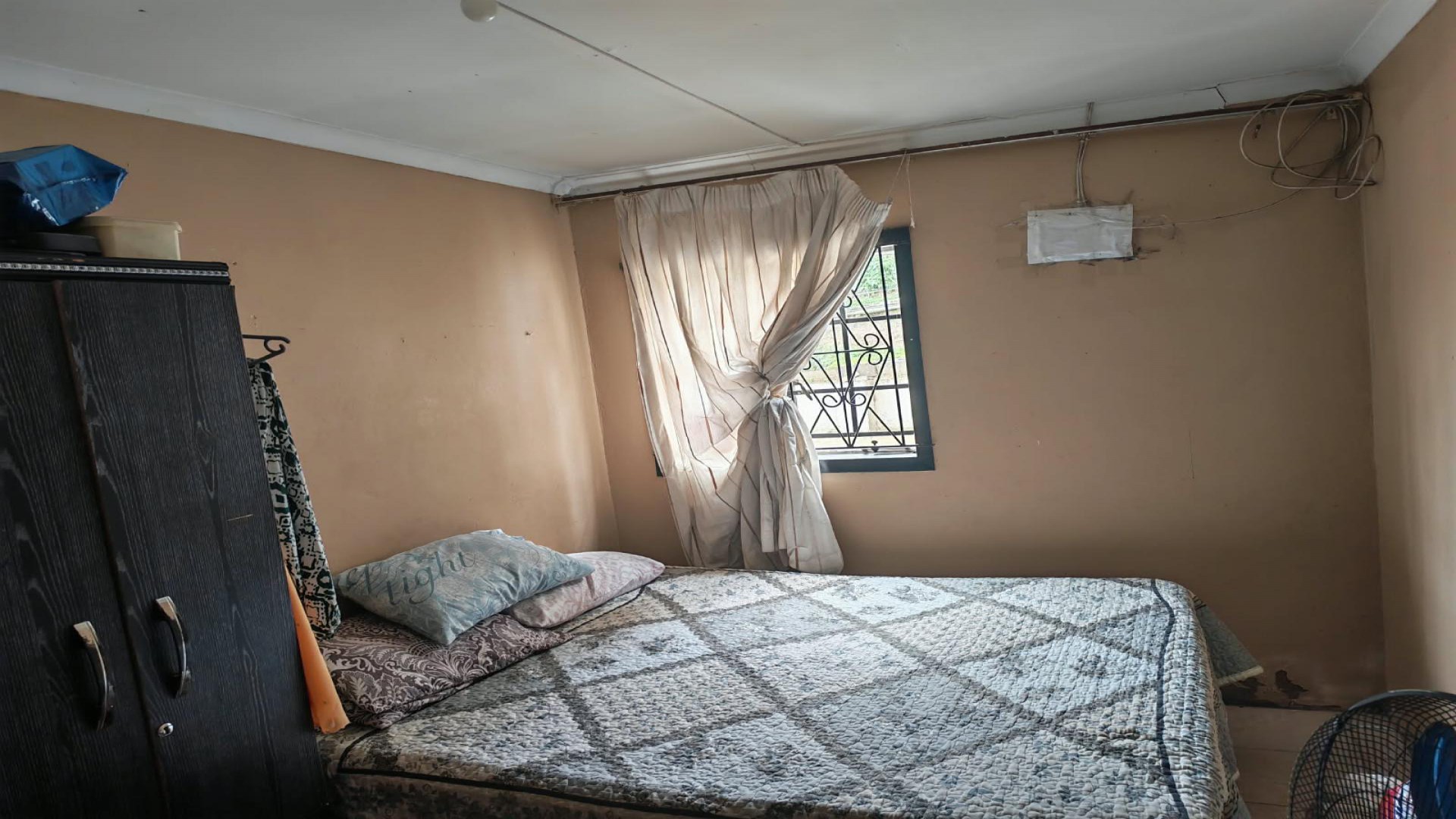 Bed Room 1 of property in Verulam 