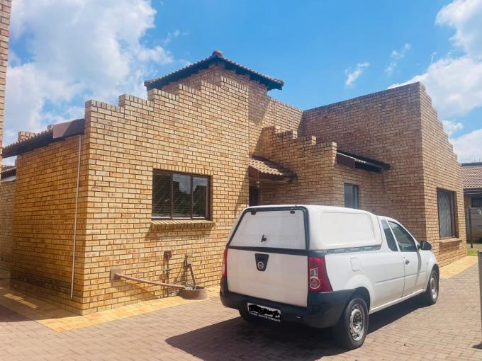 House for Sale and to Rent For Sale in Kibler Park - MR723970