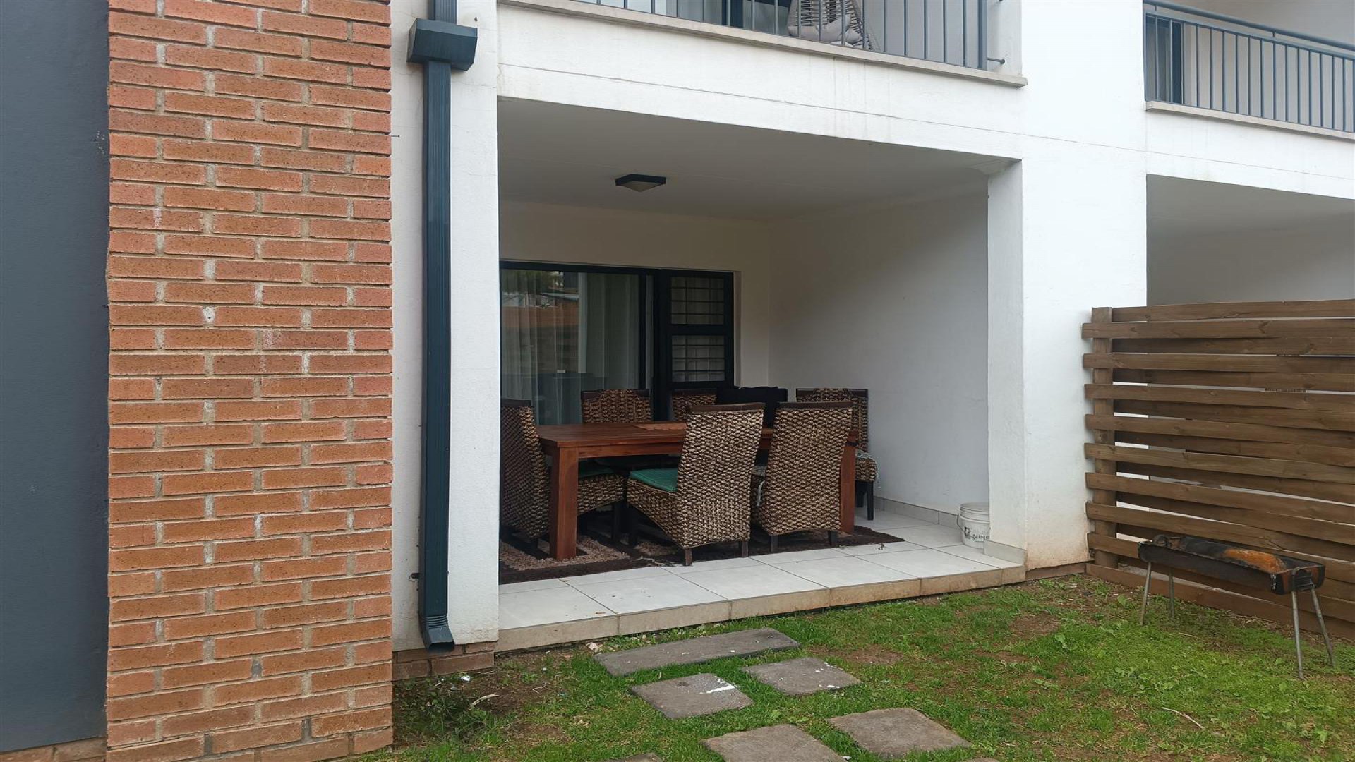 Patio - 10 square meters of property in The Blyde Pretoria