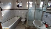 Bathroom 1 of property in Newcastle