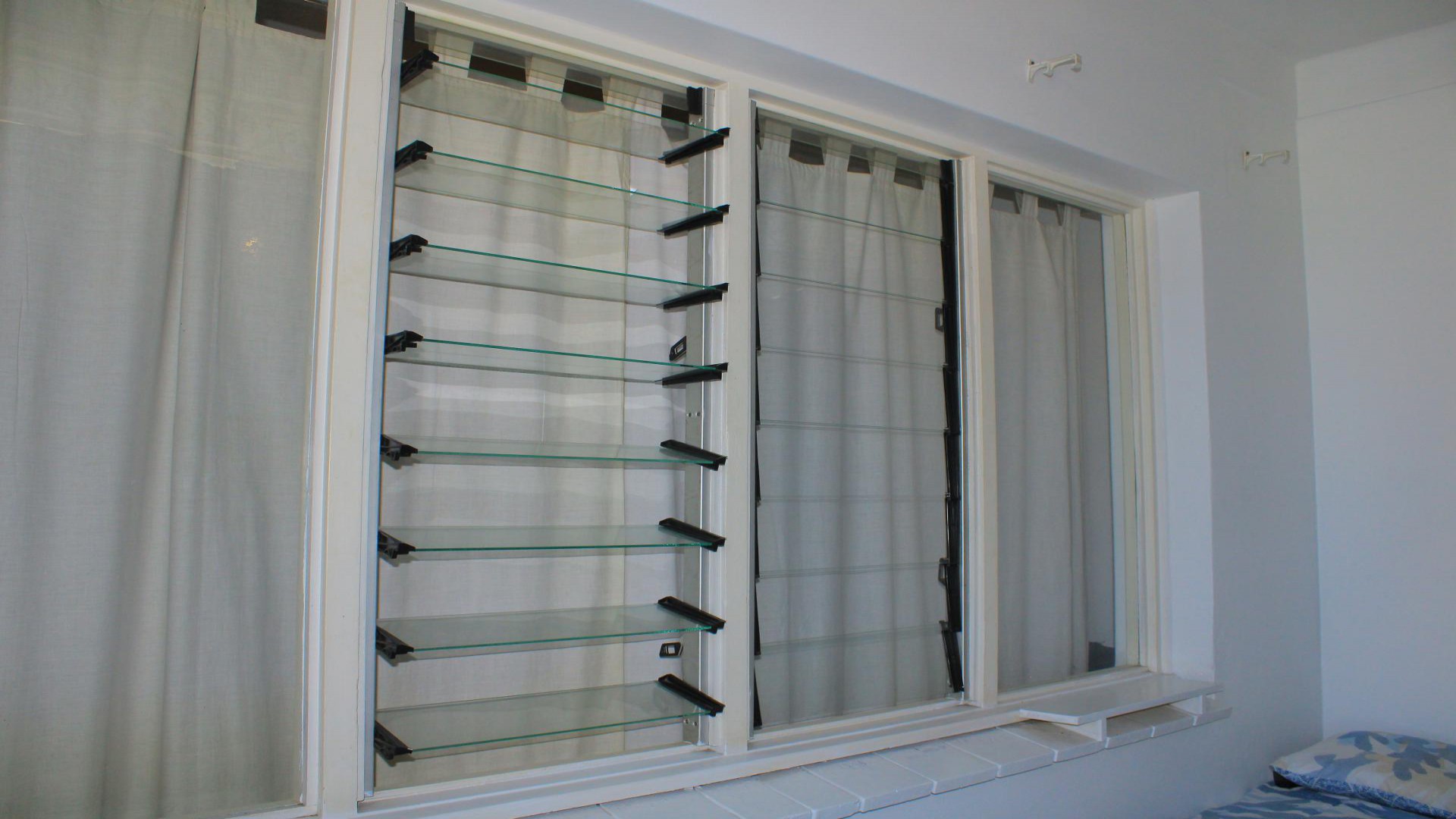 Bed Room 2 of property in Durban Central