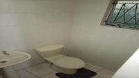 Bathroom 2 of property in Bombay Heights