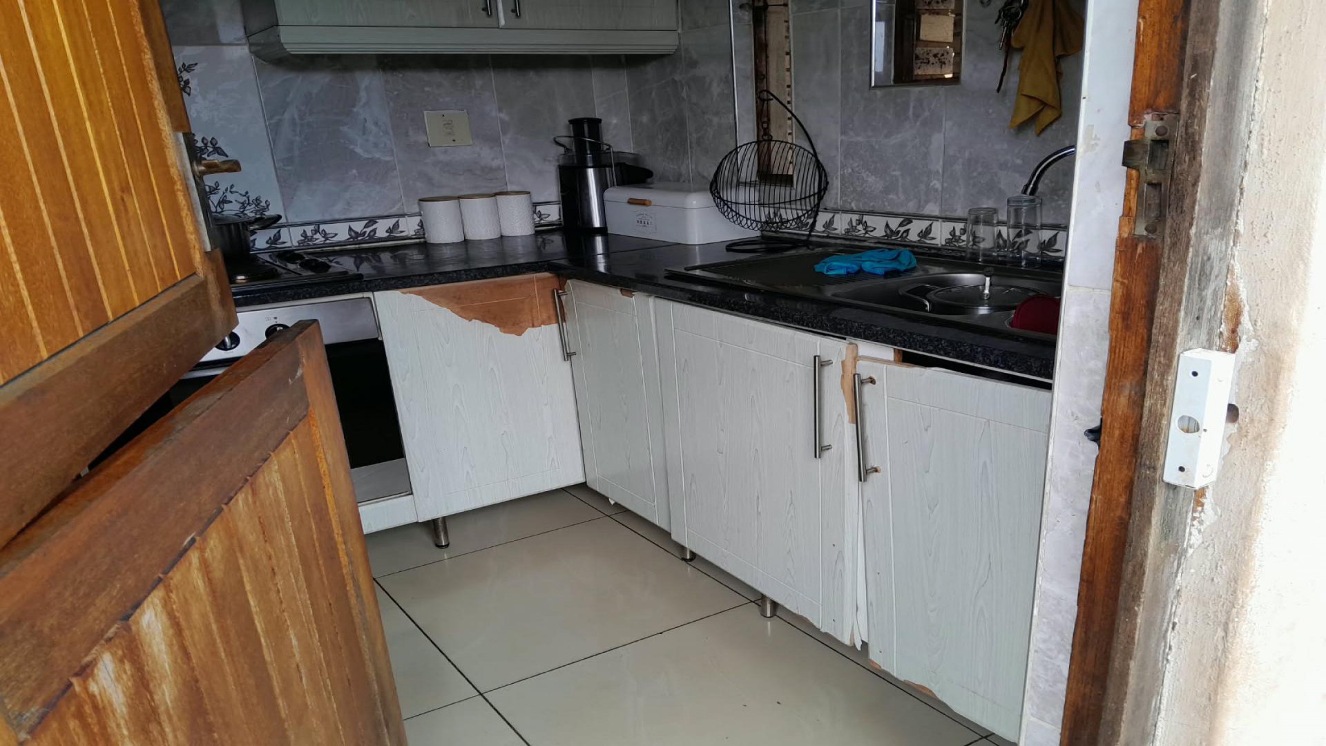 Kitchen of property in Isipingo Hills