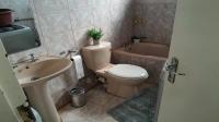 Bathroom 1 of property in Isipingo Hills