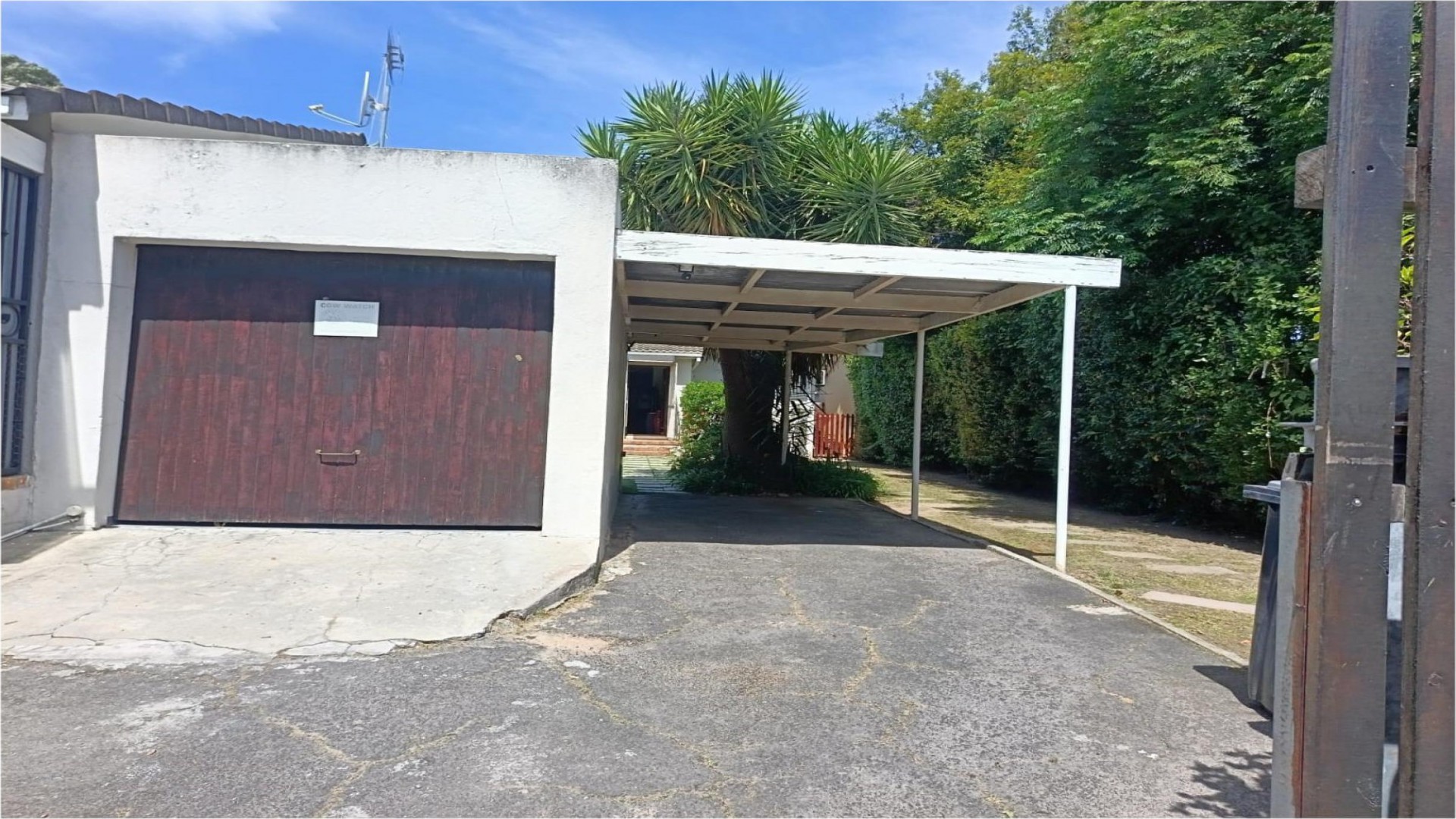 Carport  of property in Durbanville  