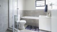 Bathroom 1 of property in Lotus Gardens