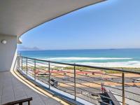  of property in Bloubergstrand