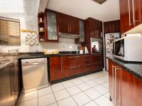  of property in Bassonia