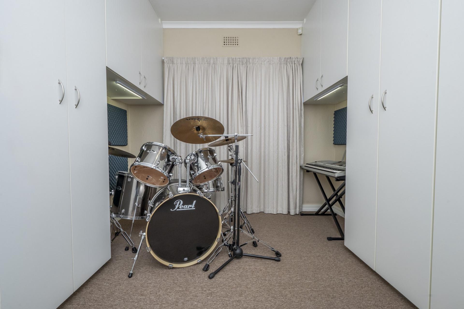  of property in Oakdale