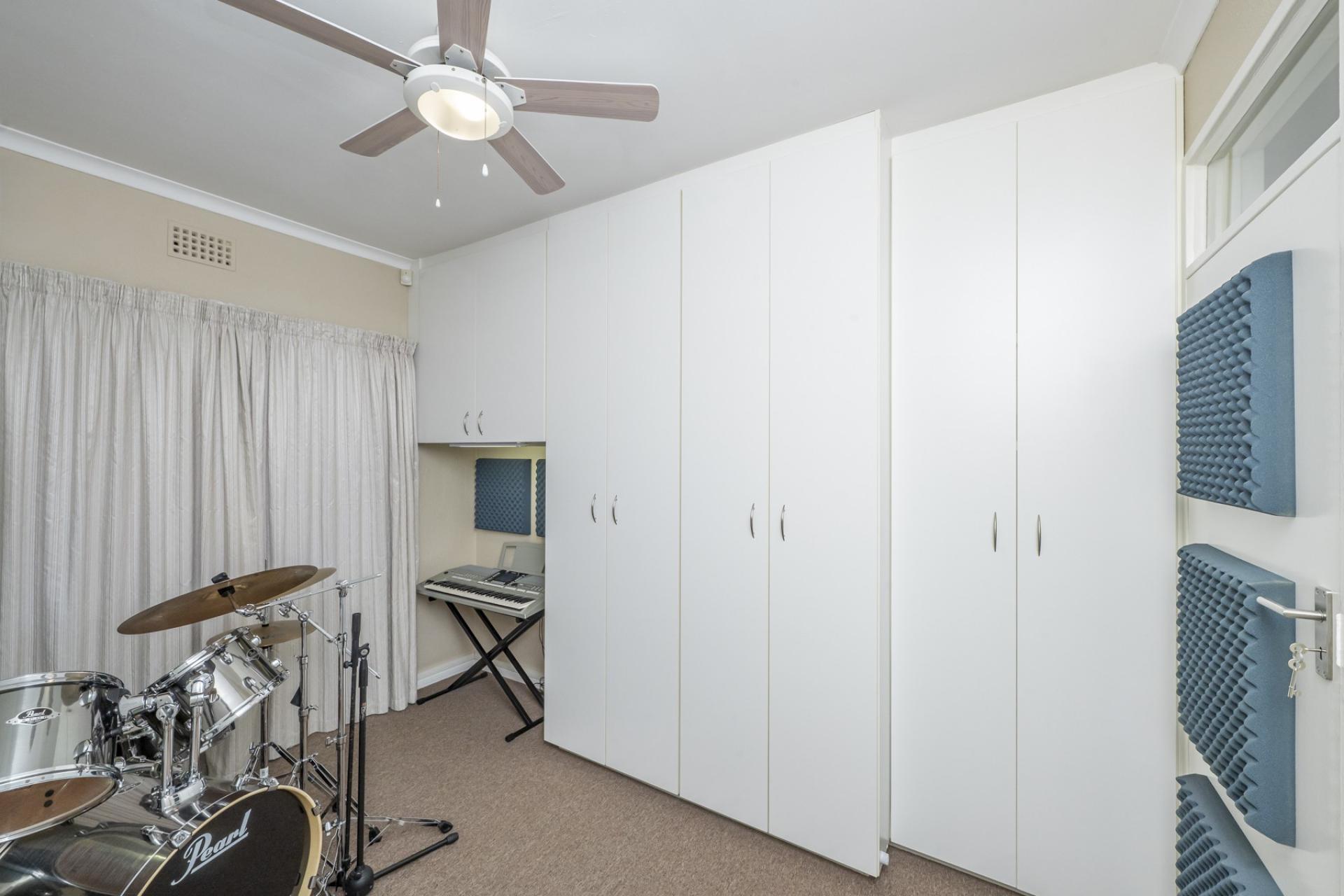  of property in Oakdale