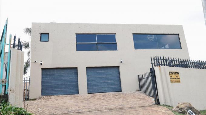 4 Bedroom Freehold Residence for Sale For Sale in Oakdene - Home Sell - MR724227
