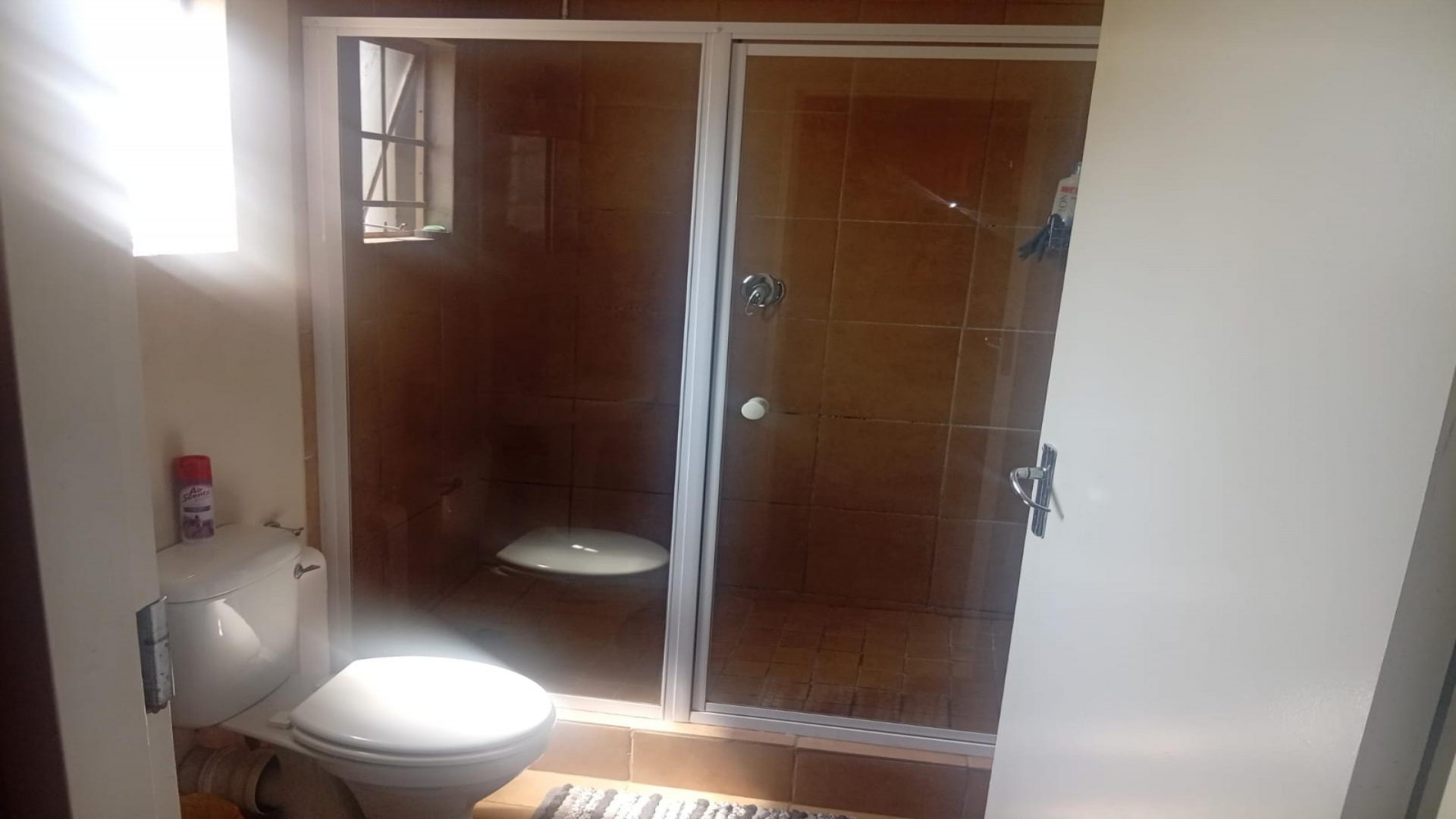 Bathroom 1 of property in Palm Ridge