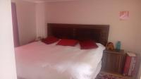 Bed Room 1 of property in Palm Ridge