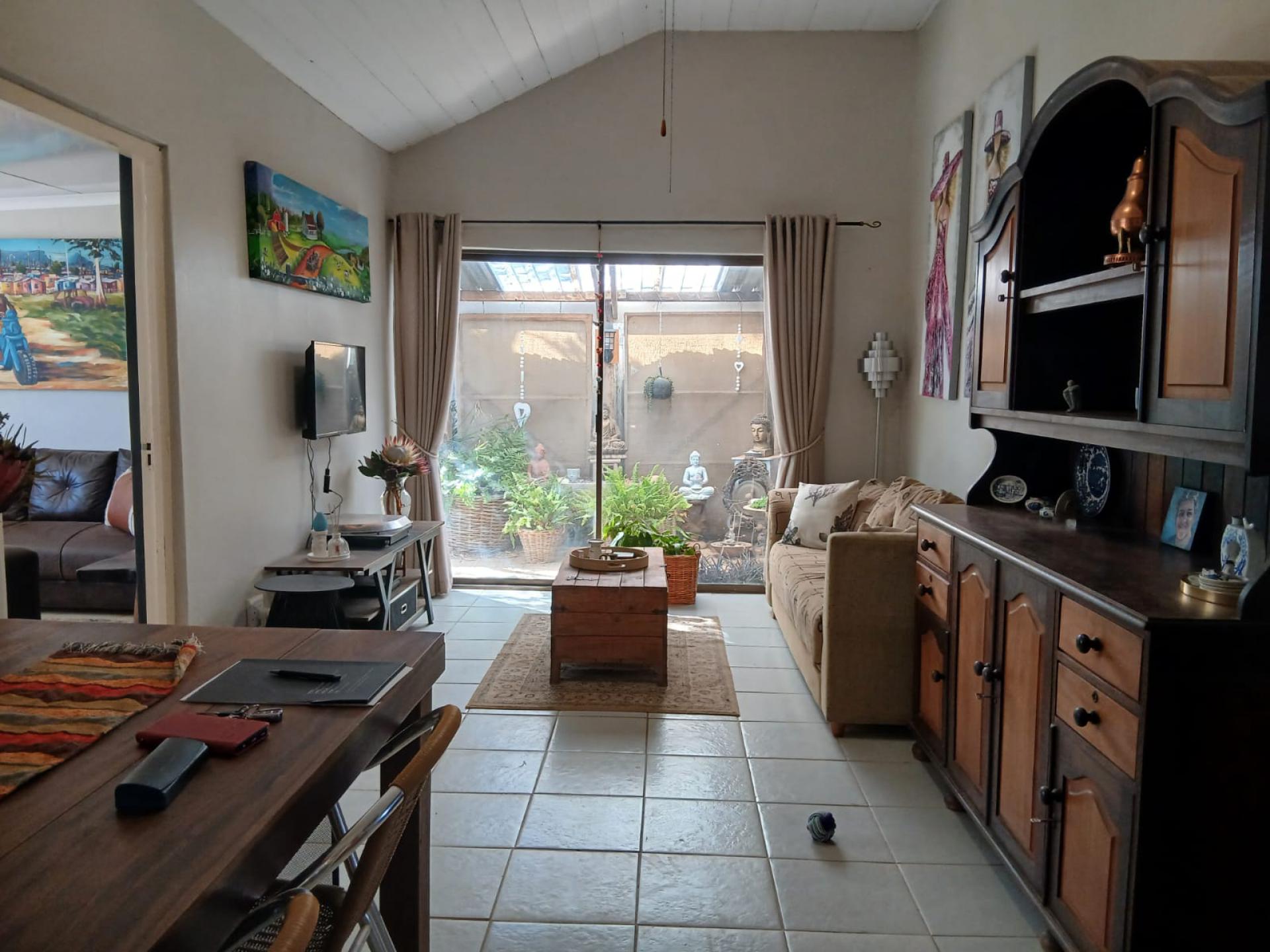  of property in Moorreesburg