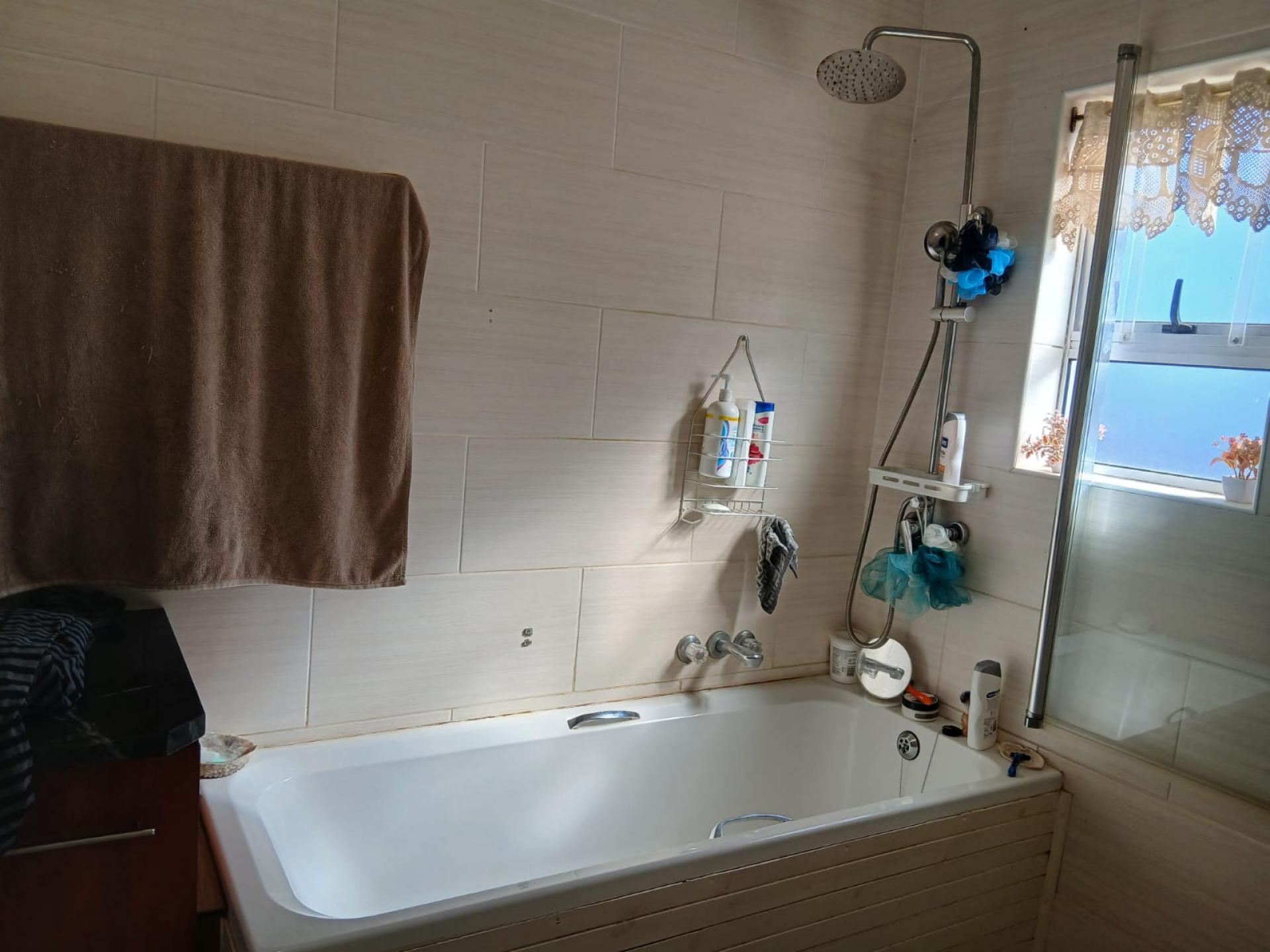 of property in Moorreesburg