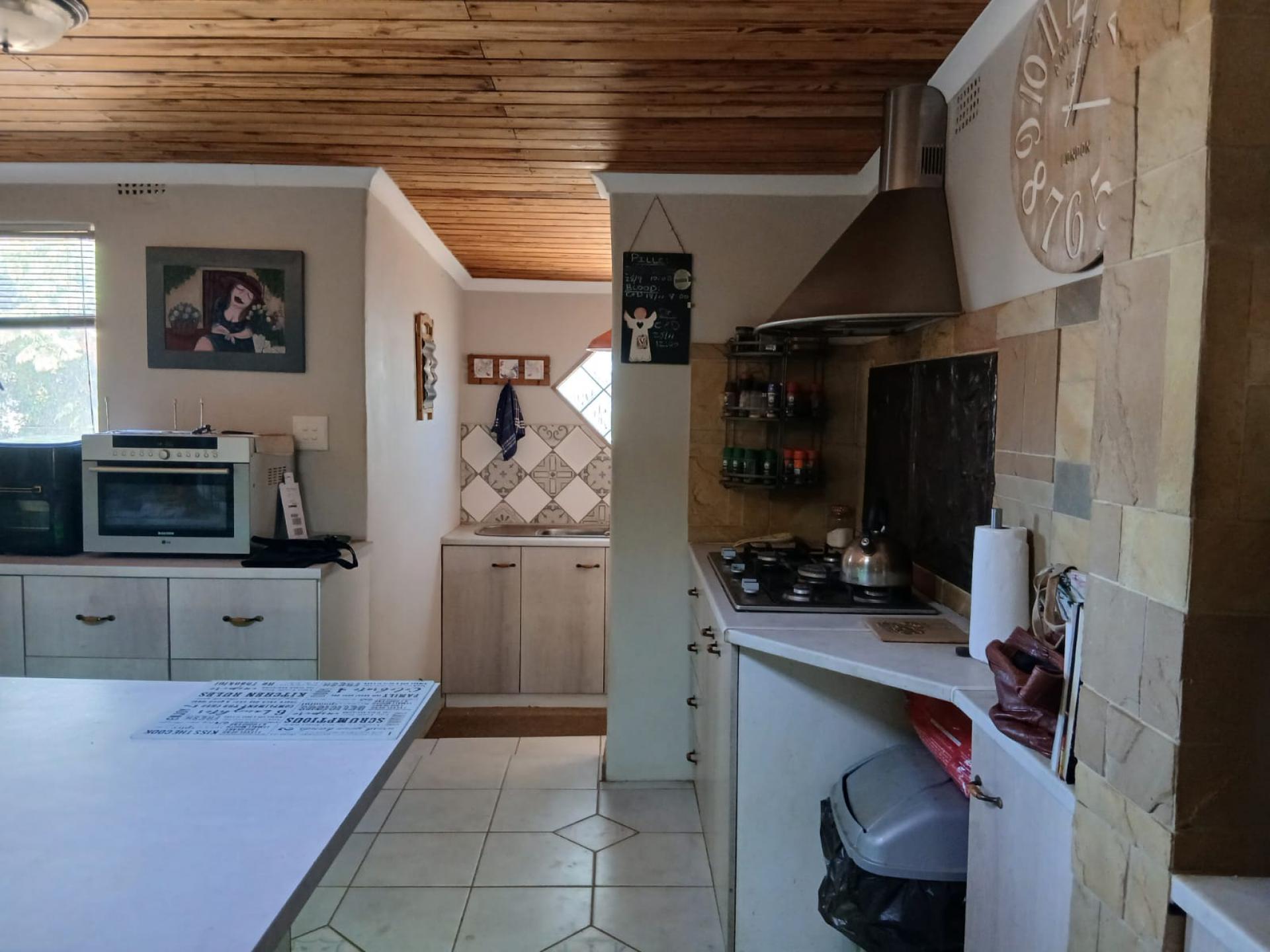  of property in Moorreesburg