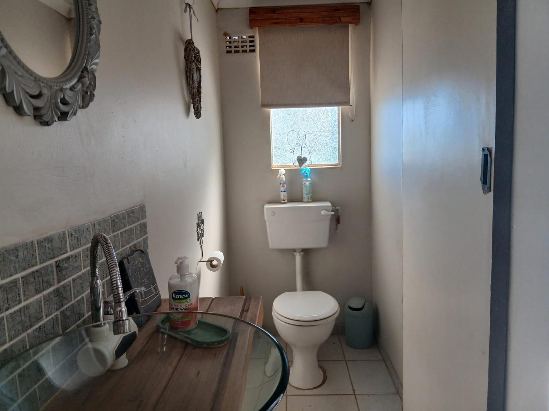  of property in Moorreesburg